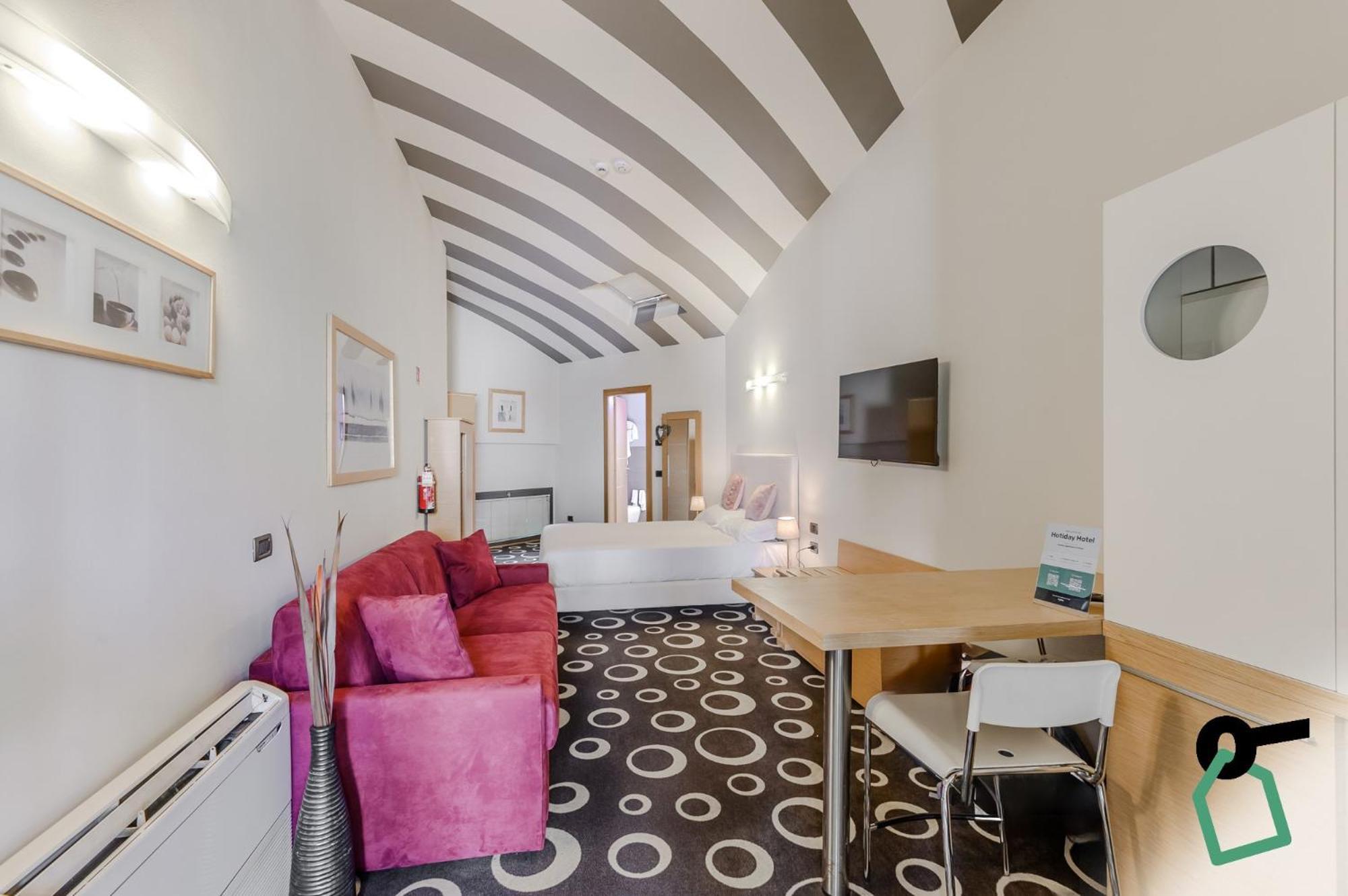 Hotiday Aparthotel Firenze المظهر الخارجي الصورة